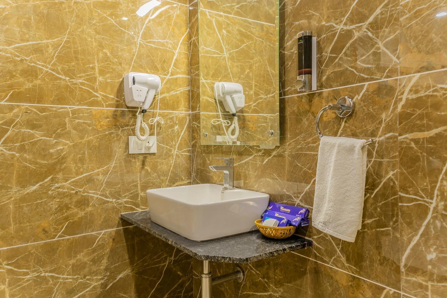 Ramana Hotel أُودايبور المظهر الخارجي الصورة